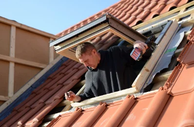 Pose de fenêtres de toit Velux à Méré